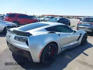 2016 Chevrolet Corvette Z06 2LZ z VIN 1G1YS2D64G5612988, wystawiony jako IAAI lot #42283770 z przebiegiem 22 382 mil mil oraz . Historia ofert i sprzedaży dostępna na DreamBid. Obrazek 4.