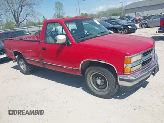 1994 Chevrolet Silverado 2500 z VIN 1GCFC24KXRE116072, wystawiony jako IAAI lot #42109439 z przebiegiem 212 142 mil mil oraz . Historia ofert i sprzedaży dostępna na DreamBid. Obrazek 1.