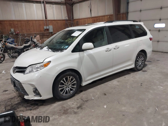 2019 Toyota Sienna XLE Auto Access Seat with VIN 5TDYZ3DC9KS011402, listed as a IAAI auction lot 41597111 with 127,466 mi miles. Bid and sale history available at carsss.com. Image 18.