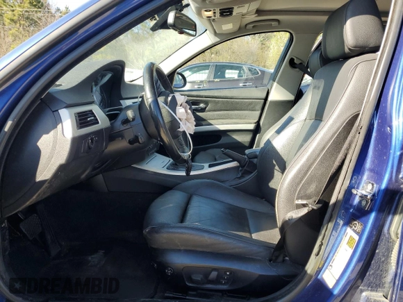 2007 BMW 3 Series 328xi with VIN WBAVT73507FZ35424, listed as a Copart auction lot 49740365 with 151,039 mi miles and Clean title. Bid and sale history available at DreamBid. Image 7.