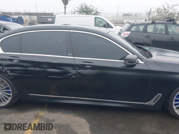 2018 BMW 7 Series ALPINA B7 xDrive with VIN WBA7F2C5XJG856217, listed as a IAAI auction lot 41473030 with 49,298 mi miles. Bid and sale history available at carsss.com. Image 13.