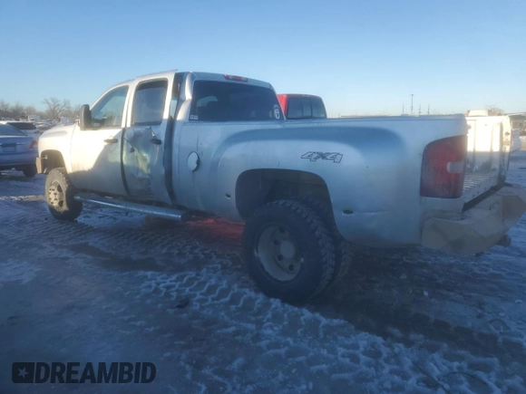 2012 Chevrolet Silverado 3500HD LT with VIN 1GC4K0C83CF238276, listed as a Copart auction lot 88733995 with 192,399 mi miles and Salvage Title. Bid and sale history available at carsss.com. Image 2.