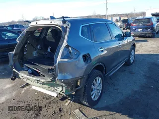 2018 Nissan Rogue S with VIN 5N1AT2MV1JC850356, listed as a IAAI auction lot 41377616 with 555,746 mi miles. Bid and sale history available at carsss.com. Image 4.