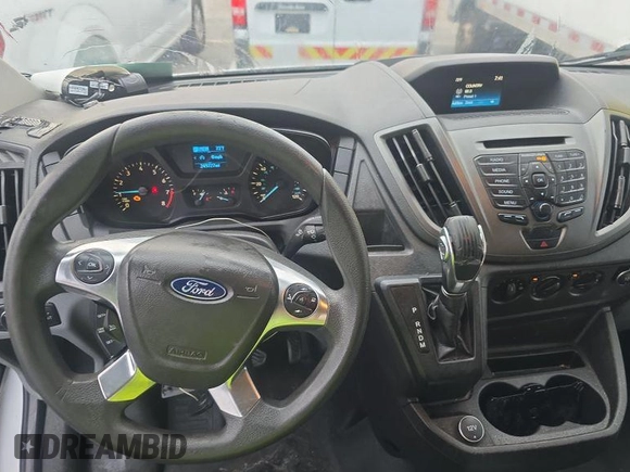 2018 Ford Transit с VIN 1FTYR2CM1JKB10502, выставлен на аукционе IAAI как лот 42849107 с пробегом 249 727 миль миль и . История ставок и продаж доступна на DreamBid. Изображение 9.