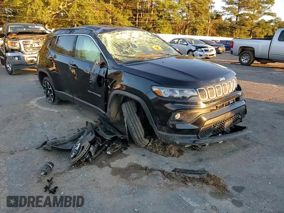 2022 Jeep Compass Latitude with VIN 3C4NJCBB4NT113575, listed as a Copart auction lot 81976144 with Not Provided miles and Non Repairable. Bid and sale history available at carsss.com. Image 15.