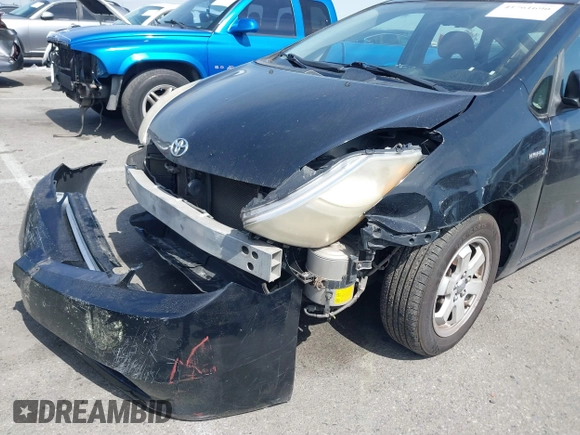 2008 Toyota Prius with VIN JTDKB20U687715983, listed as a IAAI auction lot 41761690 with 158,892 mi miles. Bid and sale history available at carsss.com. Image 6.