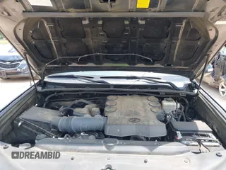 2012 Toyota 4Runner SR5 with VIN JTEZU5JR4C5042986, listed as a IAAI auction lot 42496203 with 153,431 mi miles and . Bid and sale history available at DreamBid. Image 10.