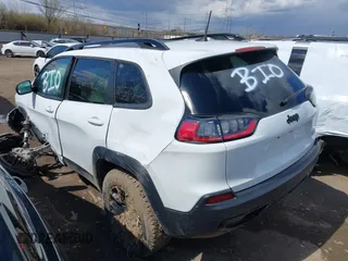 2022 Jeep Cherokee X with VIN 1C4PJMCX1ND552845, listed as a IAAI auction lot 41877665 with Not provided miles and . Bid and sale history available at DreamBid. Image 3.