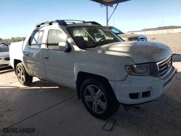 2014 Honda Ridgeline RTL with VIN 5FPYK1F51EB011627, listed as a Copart auction lot 88334645 with 137,494 mi miles and Salvage Title. Bid and sale history available at carsss.com. Image 4.