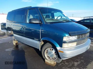 1997 Chevrolet Astro with VIN 1GNDM19W7VB216479, listed as a IAAI auction lot 41266015 with 277,411 mi miles. Bid and sale history available at carsss.com. Image 1.