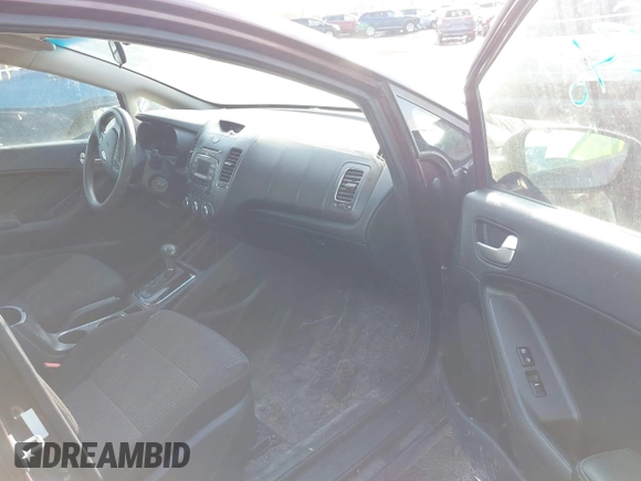2018 Kia Forte LX with VIN 3KPFK4A72JE206565, listed as a IAAI auction lot 41639846 with 98,429 mi miles. Bid and sale history available at carsss.com. Image 5.