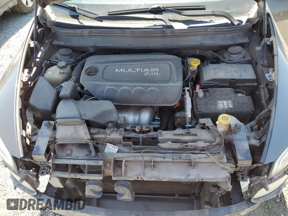 2016 Jeep Cherokee Latitude z VIN 1C4PJLCB9GW288019, wystawiony jako Copart lot #62917615 z przebiegiem 154 498 mil mil oraz Szkoda całkowita • Salvage title. Historia ofert i sprzedaży dostępna na DreamBid. Obrazek 12.