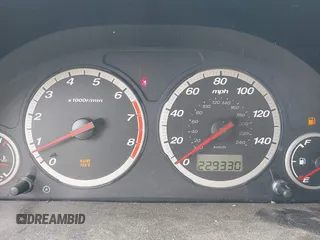 2004 Honda CR-V z VIN JHLRD77494C026780, wystawiony jako IAAI lot #42371367 z przebiegiem 229 330 mil mil oraz . Historia ofert i sprzedaży dostępna na DreamBid. Obrazek 7.