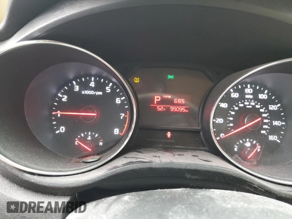 2016 Kia Sedona LX with VIN KNDMB5C15G6082926, listed as a Copart auction lot 46586364 with 99,095 mi miles and Salvage Title. Bid and sale history available at carsss.com. Image 9.