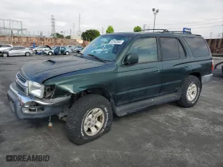 2001 Toyota 4Runner SR5 with VIN JT3GN86R810202398, listed as a Copart auction lot 52943665 with 78,852 mi miles and Salvage Title. Bid and sale history available at carsss.com. Image 1.