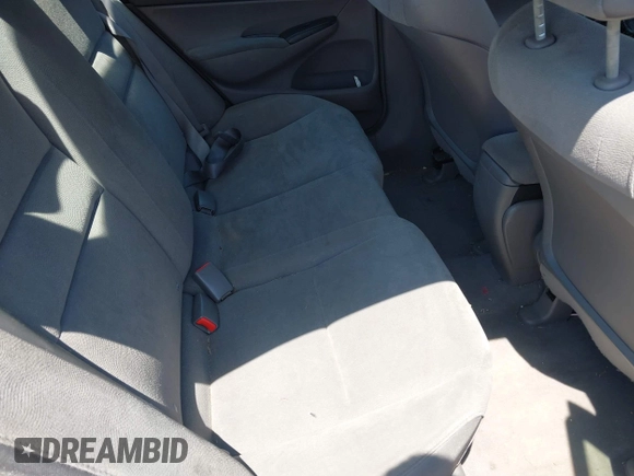 2008 Honda Civic LX z VIN 1HGFA16578L066623, wystawiony jako IAAI lot #42027113 z przebiegiem 173 241 mil mil oraz . Historia ofert i sprzedaży dostępna na DreamBid. Obrazek 8.