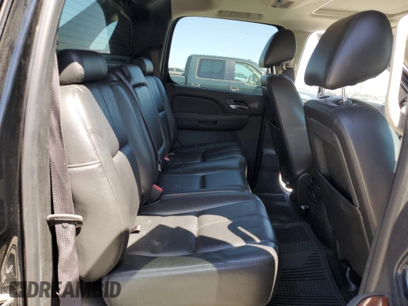 2013 Chevrolet Avalanche LT with VIN 3GNMCFE01DG177802, listed as a Copart auction lot 52987555 with 231,777 mi miles and Salvage title. Bid and sale history available at DreamBid. Image 10.