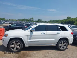 2016 Jeep Grand Cherokee Overland с VIN 1C4RJFCG1GC376439, выставлен на аукционе IAAI как лот 42800492 с пробегом 182 586 миль миль и . История ставок и продаж доступна на DreamBid. Изображение 14.