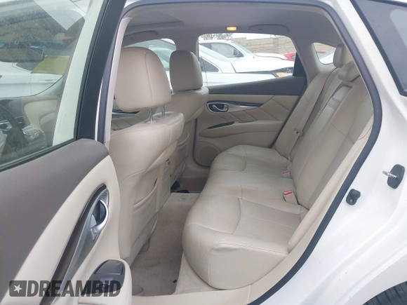 2013 Infiniti M with VIN JN1BY1AP2DM510953, listed as a IAAI auction lot 42157597 with 71,175 mi miles and . Bid and sale history available at DreamBid. Image 8.