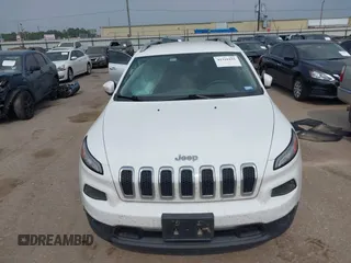 2017 Jeep Cherokee Latitude with VIN 1C4PJLCB7HW649748, listed as a IAAI auction lot 42316191 with 133,660 mi miles and . Bid and sale history available at DreamBid. Image 12.