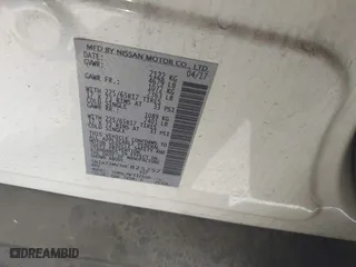 2017 Nissan Rogue SL with VIN 5N1AT2MV3HC825257, listed as a IAAI auction lot 40379208 with 109,784 mi miles. Bid and sale history available at carsss.com. Image 9.