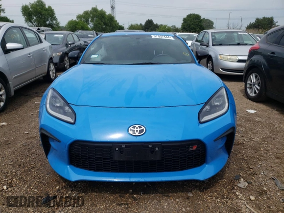2022 Toyota GR86 with VIN JF1ZNBC10N8752398, listed as a Copart auction lot 57057444 with 32,502 mi miles and Salvage Title. Bid and sale history available at carsss.com. Image 5.