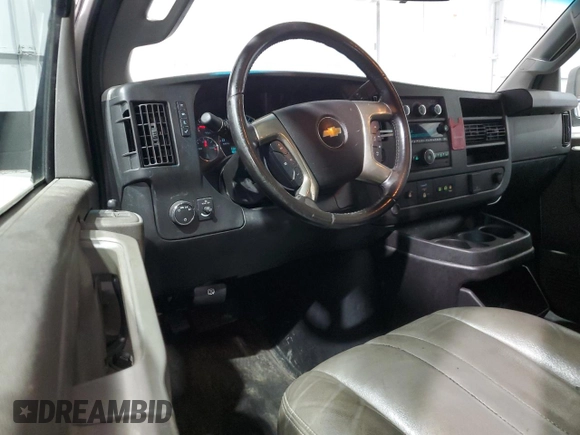 2019 Chevrolet Express Cargo with VIN 1GCWGAFG1K1195734, listed as a Copart auction lot 59552005 with 177,501 mi miles and Clean title. Bid and sale history available at DreamBid. Image 8.