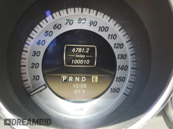 2012 Mercedes-Benz C 250 Sport z VIN WDDGF4HB8CR215271, wystawiony jako Copart lot #63818775 z przebiegiem 100 010 mil mil oraz Szkoda całkowita • Salvage title. Historia ofert i sprzedaży dostępna na DreamBid. Obrazek 8.