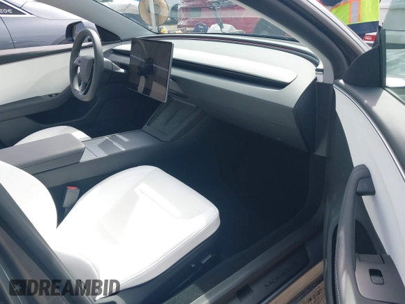 2024 Tesla Model 3 with VIN 5YJ3E1EAXRF859360, listed as a IAAI auction lot 41725898 with 3,693 mi miles. Bid and sale history available at carsss.com. Image 5.