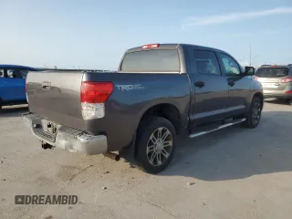 2011 Toyota Tundra with VIN 5TFEM5F16BX034798, listed as a Copart auction lot 59337445 with 309,899 mi miles and Clean title. Bid and sale history available at DreamBid. Image 3.