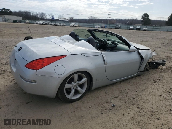 2006 Nissan 350Z Touring z VIN JN1AZ36A76M450924, wystawiony jako Copart lot #47313125 z przebiegiem 107 621 mil mil oraz Szkoda całkowita • Salvage title. Historia ofert i sprzedaży dostępna na DreamBid. Obrazek 3.