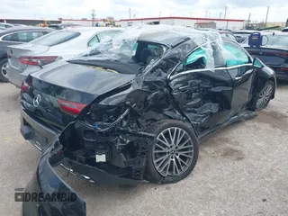 2025 Mercedes-Benz CLA 250 z VIN W1K5J4GB3SN516138, wystawiony jako IAAI lot #41903335 z przebiegiem 12 318 mil mil oraz . Historia ofert i sprzedaży dostępna na DreamBid. Obrazek 4.