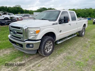 2014 Ford F-350 XLT with VIN 1FT8W3BT3EEB76108, listed as a Copart auction lot 63133865 with 261,799 mi miles and Clean title. Bid and sale history available at DreamBid. Image 2.