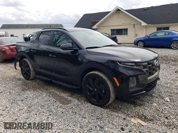 2024 Hyundai Santa Cruz Night Edition z VIN 5NTJCDAF4RH082371, wystawiony jako Copart lot #54815695 z przebiegiem 11 154 mil mil oraz Szkoda całkowita • Salvage title. Historia ofert i sprzedaży dostępna na DreamBid. Obrazek 4.