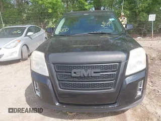 2011 GMC Terrain SLT-1 z VIN 2CTALUEC7B6272095, wystawiony jako IAAI lot #42210009 z przebiegiem 200 210 mil mil oraz . Historia ofert i sprzedaży dostępna na DreamBid. Obrazek 6.