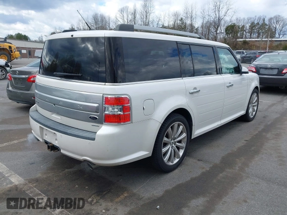 2013 Ford Flex Limited w/EcoBoost with VIN 2FMHK6DT4DBD14433, listed as a IAAI auction lot 41812699 with 231,866 mi miles. Bid and sale history available at carsss.com. Image 4.