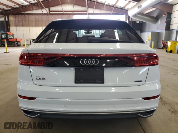 2019 Audi Q8 Premium z VIN WA1AVAF19KD010981, wystawiony jako Copart lot #48662215 z przebiegiem 84 783 mil mil oraz Czysty tytuł • Clean title. Historia ofert i sprzedaży dostępna na DreamBid. Obrazek 6.