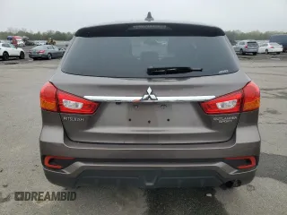 2019 Mitsubishi Outlander ES z VIN JA4AR3AU7KU014836, wystawiony jako Copart lot #55296935 z przebiegiem 14 378 mil mil oraz Szkody całkowita. Historia ofert i sprzedaży dostępna na DreamBid. Obrazek 6.