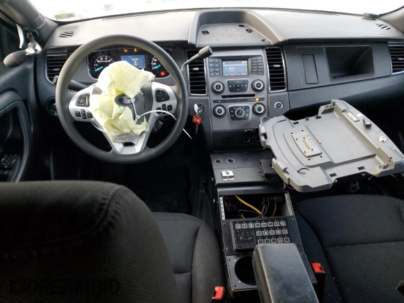 2018 Ford Police Interceptor with VIN 1FAHP2MKXJG110591, listed as a Copart auction lot 42138785 with 72,673 mi miles and Salvage title. Bid and sale history available at DreamBid. Image 8.