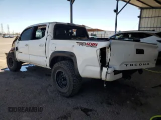 2020 Toyota Tacoma SR5 z VIN 3TMCZ5AN6LM310360, wystawiony jako Copart lot #55726645 z przebiegiem 106 262 mil mil oraz Szkoda całkowita • Salvage title. Historia ofert i sprzedaży dostępna na DreamBid. Obrazek 2.