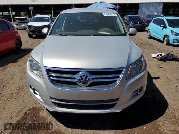 2010 Volkswagen Tiguan S with VIN WVGAV7AX7AW531751, listed as a Copart auction lot 44072965 with 141,838 mi miles and Clean title. Bid and sale history available at DreamBid. Image 5.