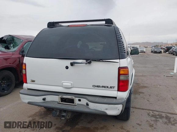 2002 Chevrolet Tahoe Z71 with VIN 1GNEK13Z22R303223, listed as a IAAI auction lot 41527148 with 211,835 mi miles. Bid and sale history available at carsss.com. Image 16.