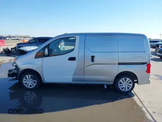 2020 Nissan NV200 S z VIN 3N6CM0KN9LK696801, wystawiony jako IAAI lot #41106619 z przebiegiem 80 786 mil mil oraz . Historia ofert i sprzedaży dostępna na DreamBid. Obrazek 15.