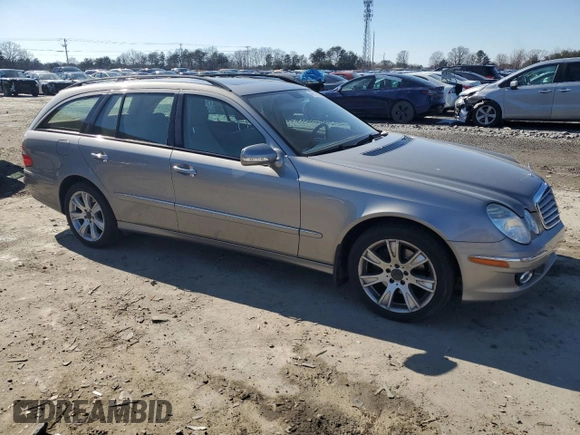 2009 Mercedes-Benz E 350 with VIN WDBUH87X09B444541, listed as a Copart auction lot 46111415 with 141,471 mi miles and Salvage Title. Bid and sale history available at DreamBid. Image 4.
