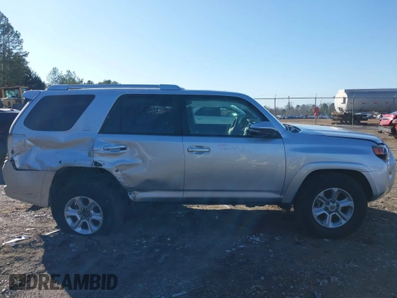 2017 Toyota 4Runner SR5 with VIN JTEZU5JR2H5153527, listed as a IAAI auction lot 41352819 with 109,868 mi miles and . Bid and sale history available at DreamBid. Image 14.