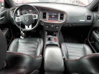 2013 Dodge Charger SXT z VIN 2C3CDXJG3DH555942, wystawiony jako Copart lot #72277534 z przebiegiem 163 941 mil mil oraz Szkoda całkowita • Salvage title. Historia ofert i sprzedaży dostępna na DreamBid. Obrazek 8.
