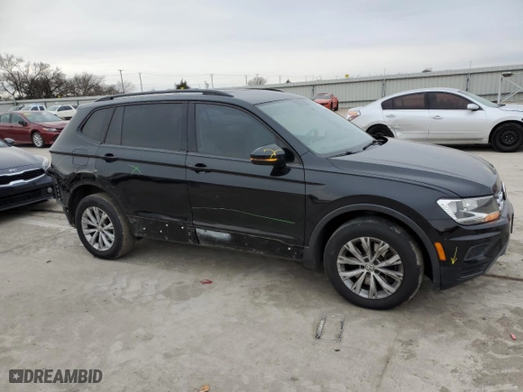 2018 Volkswagen Tiguan S with VIN 3VV1B7AX2JM121583, listed as a Copart auction lot 46051385 with 112,218 mi miles and Salvage Title. Bid and sale history available at carsss.com. Image 4.