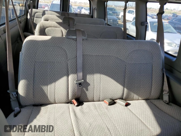 2008 Chevrolet Express Passenger with VIN 1GAHG39K881219176, listed as a Copart auction lot 63351815 with 232,917 mi miles and Clean title. Bid and sale history available at DreamBid. Image 10.