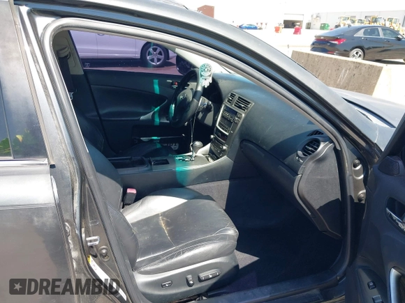 2006 Lexus IS 250 z VIN JTHBK262X62003507, wystawiony jako IAAI lot #42001330 z przebiegiem 168 617 mil mil oraz . Historia ofert i sprzedaży dostępna na DreamBid. Obrazek 5.