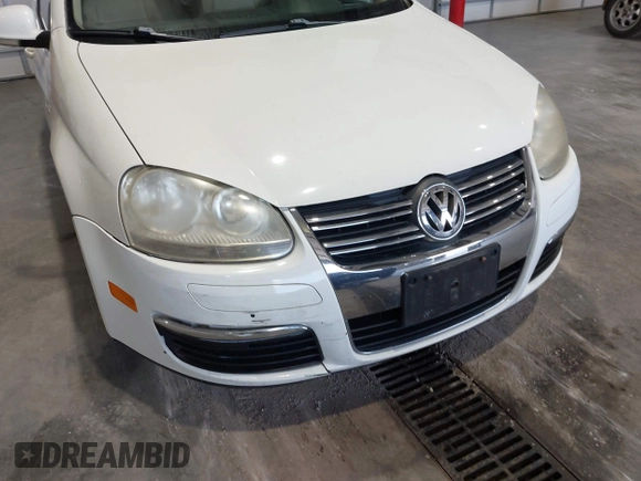 2007 Volkswagen Jetta Wolfsburg Edition with VIN 3VWEF71K57M183834, listed as a IAAI auction lot 42642370 with 201,697 mi miles and . Bid and sale history available at DreamBid. Image 6.